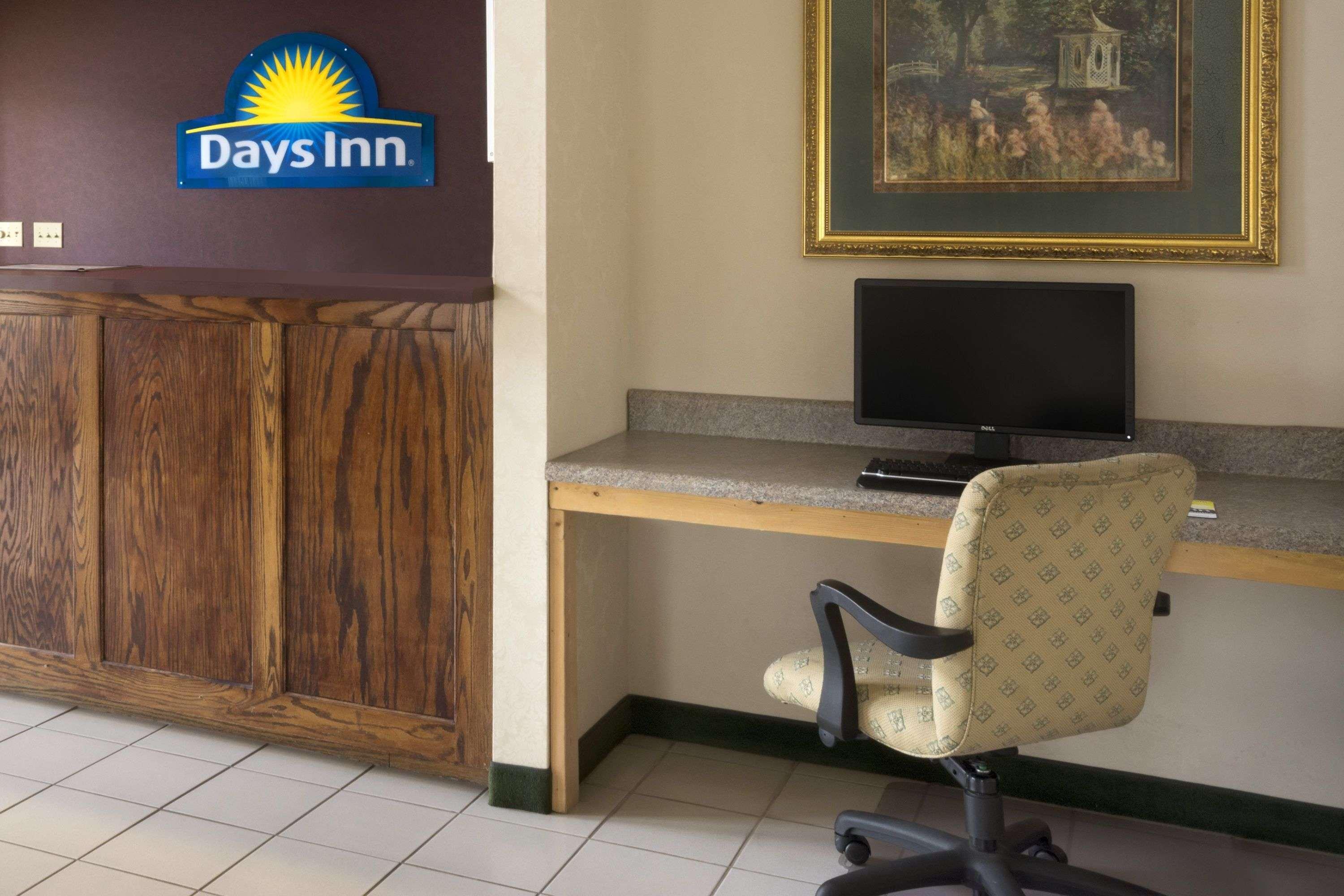 Days Inn By Wyndham Alma Dış mekan fotoğraf
